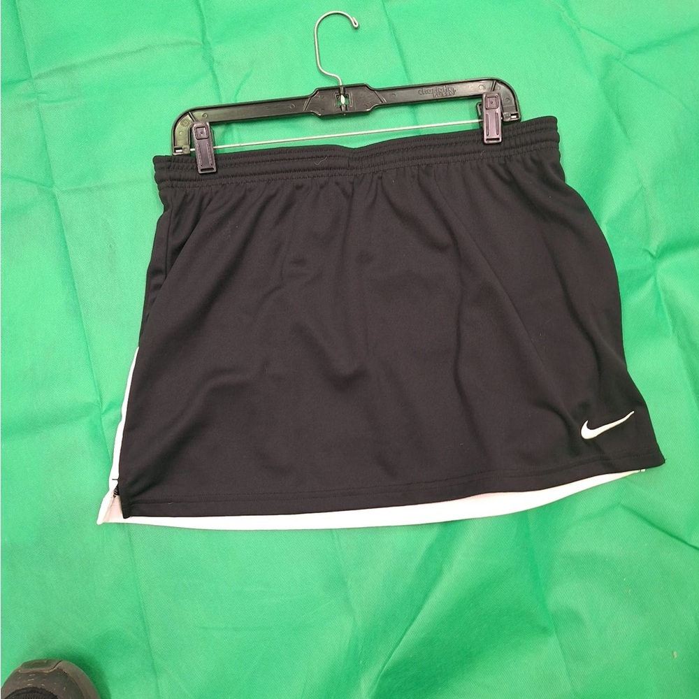 NWT Nike Black Dri-FIT Skirt with White Accents